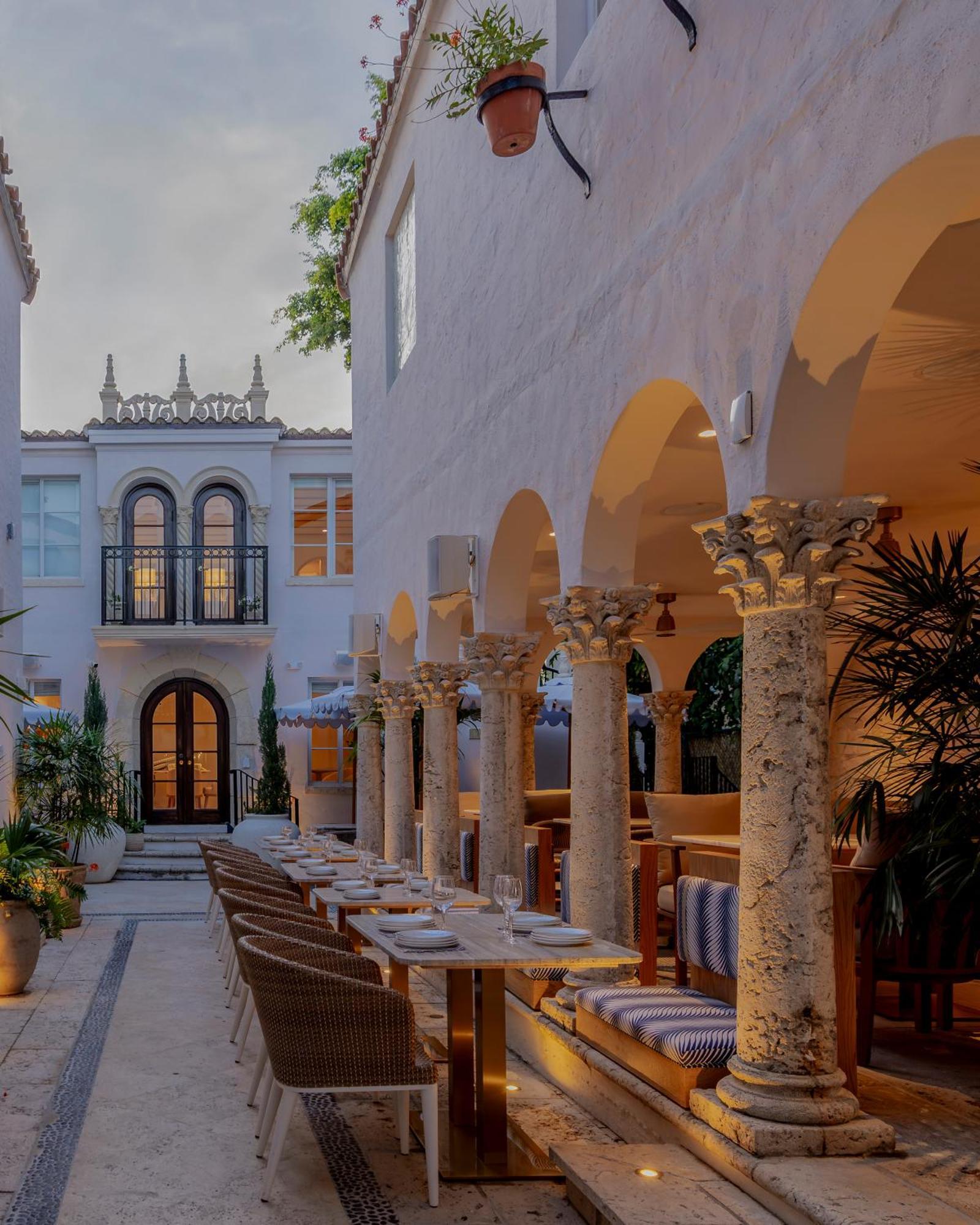 Donatella Boutique Hotel 4*